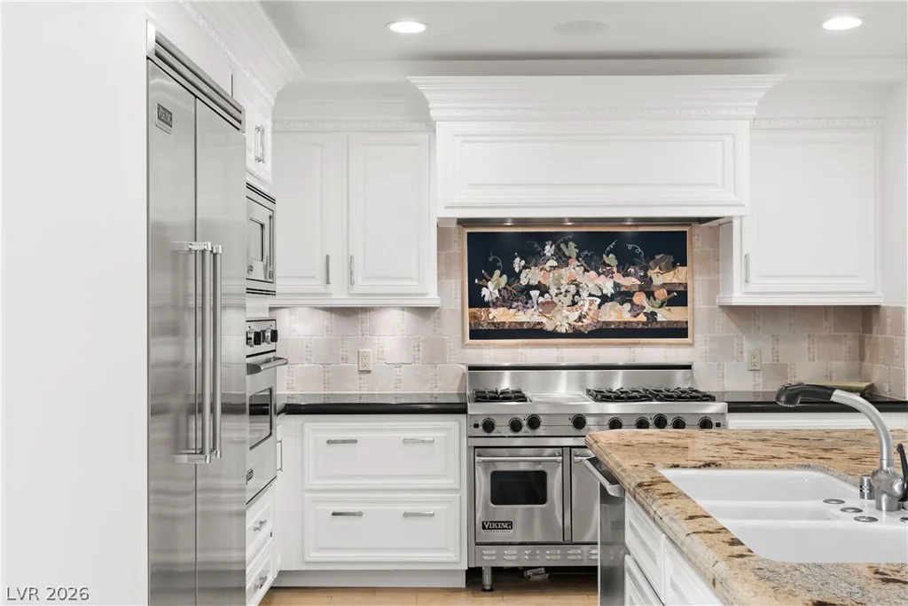 9103 Alta, Las Vegas, NV 89145