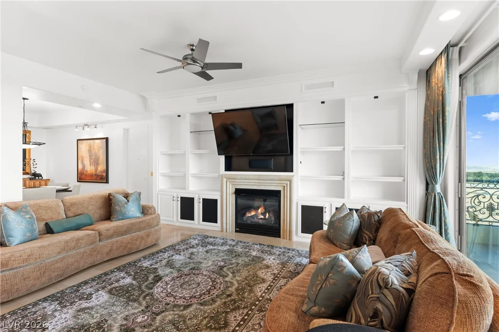 9103 Alta, Las Vegas, NV 89145