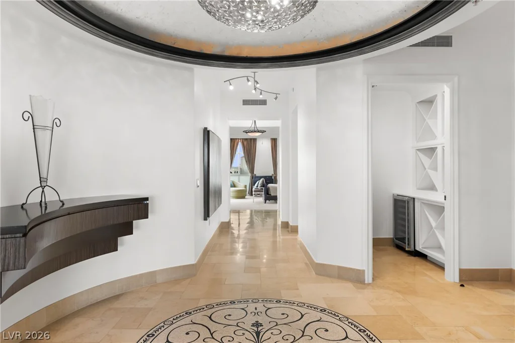 9103 Alta, Las Vegas, NV 89145