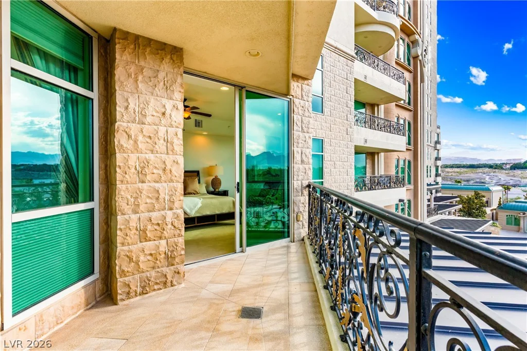 9103 Alta, Las Vegas, NV 89145