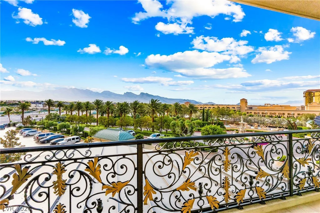 9103 Alta, Las Vegas, NV 89145