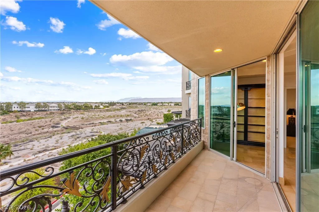 9103 Alta, Las Vegas, NV 89145