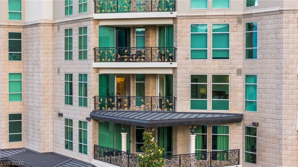 9103 Alta, Las Vegas, NV 89145