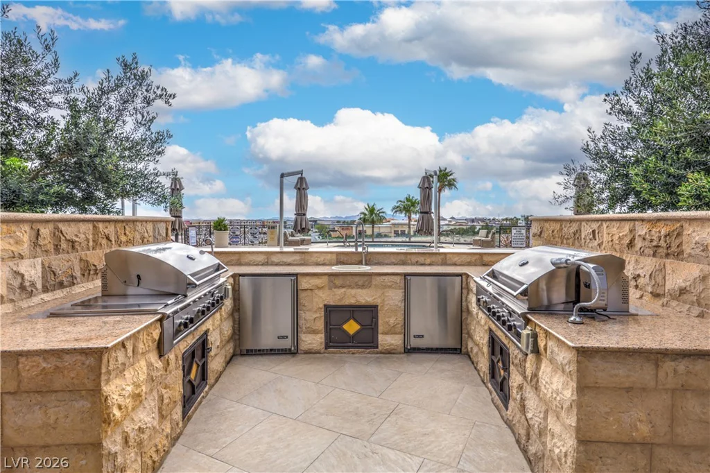 9103 Alta, Las Vegas, NV 89145