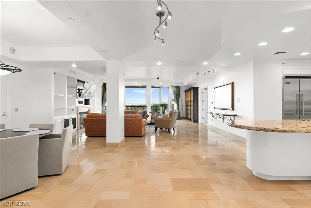 9103 Alta, Las Vegas, NV 89145