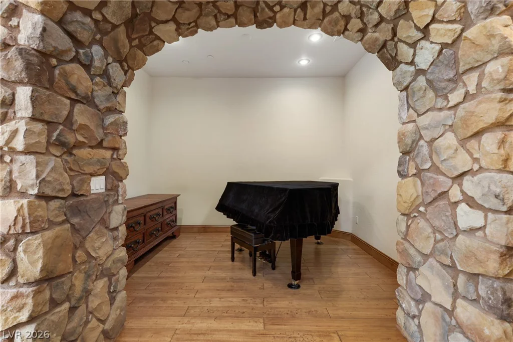 1369 Opal Valley, Henderson, NV 89052