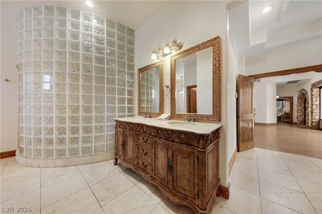 1369 Opal Valley, Henderson, NV 89052