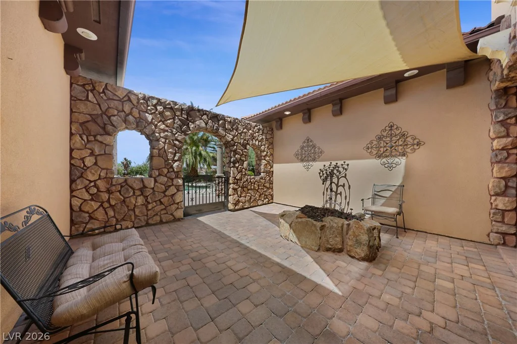 1369 Opal Valley, Henderson, NV 89052