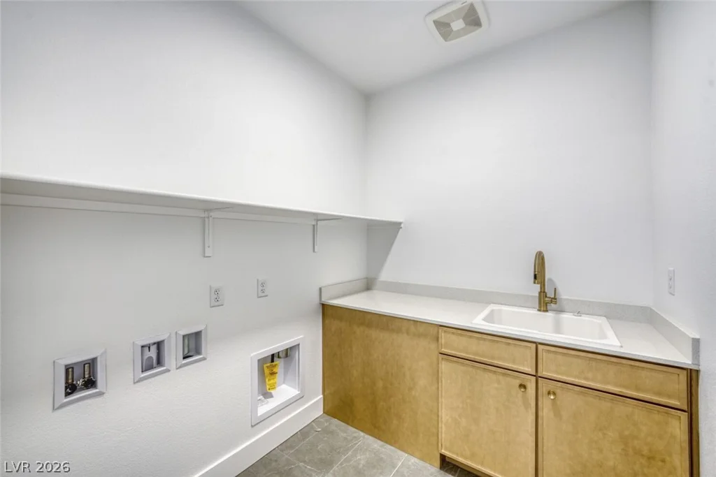 1041 Soaring Sage, Las Vegas, NV 89138