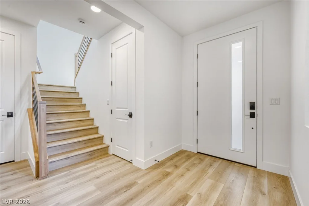 1041 Soaring Sage, Las Vegas, NV 89138