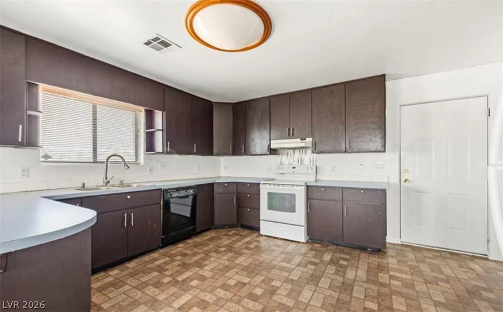 1410 Amarillo, Pahrump, NV 89048