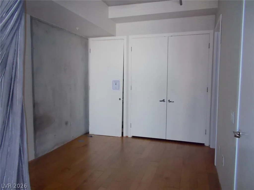 353 Bonneville, Las Vegas, NV 89101