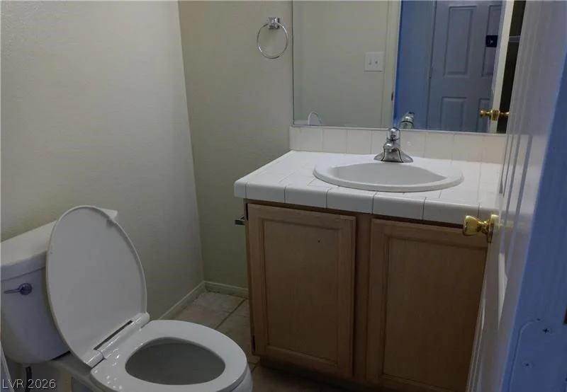 8332 Shore Breeze, Las Vegas, NV 89128