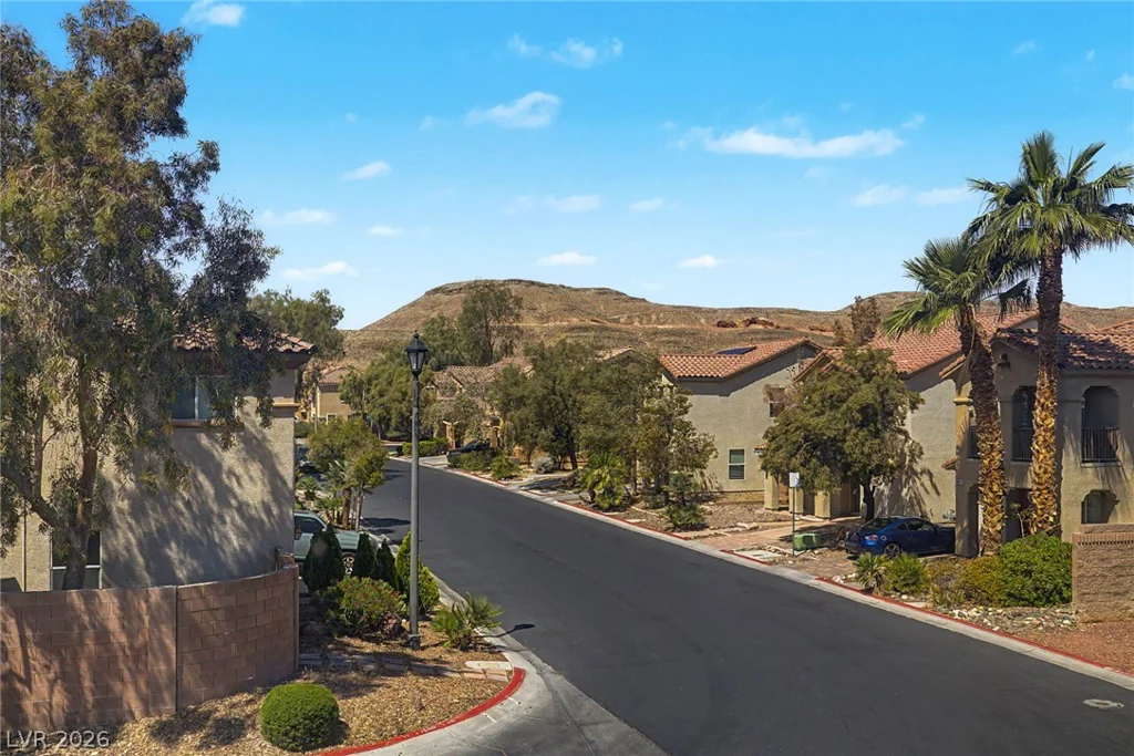 620 Magrath, Las Vegas, NV 89178