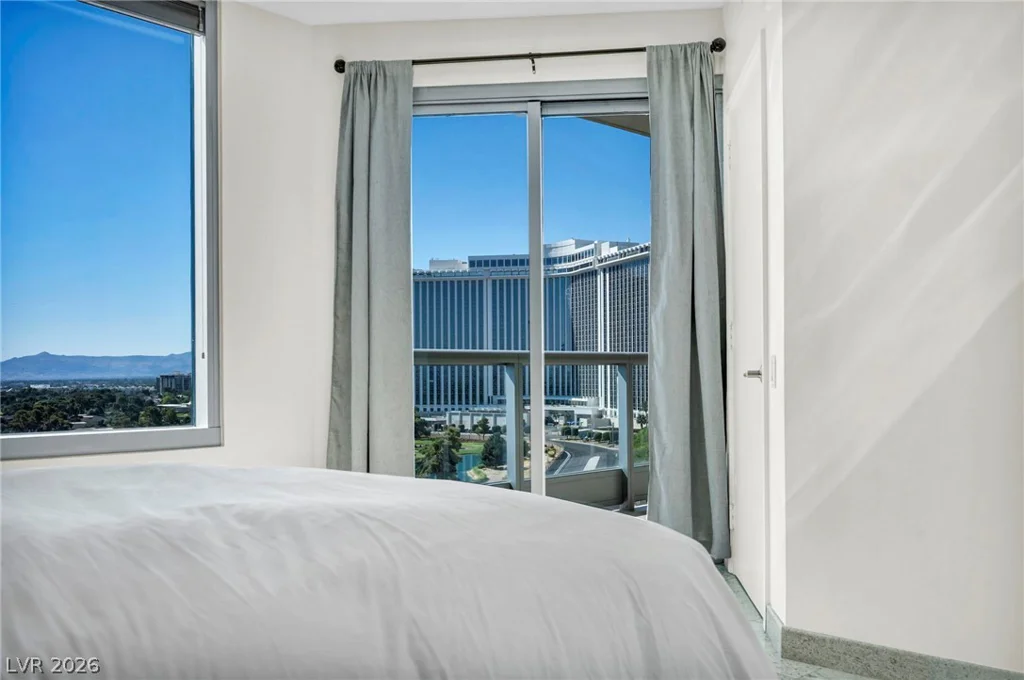 322 Karen, Las Vegas, NV 89109