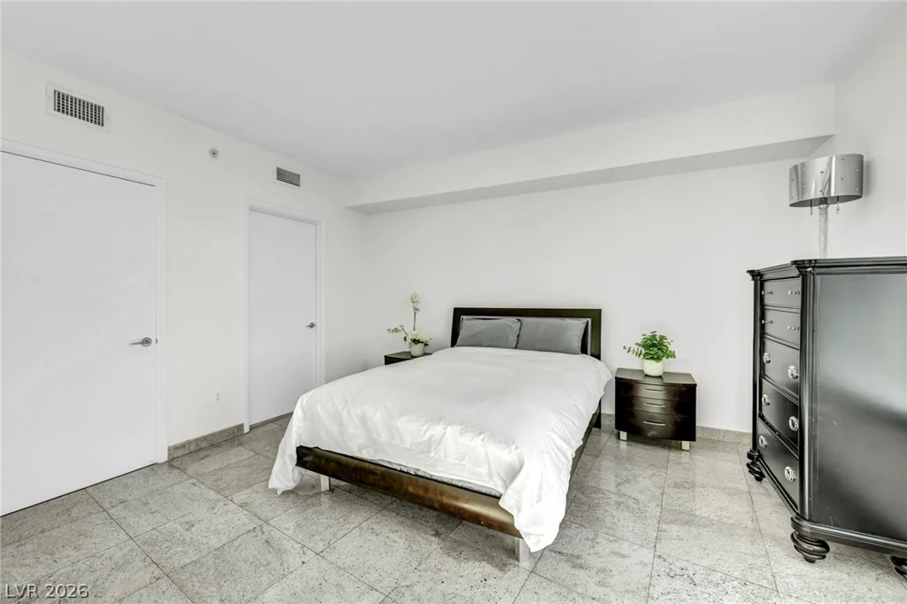 322 Karen, Las Vegas, NV 89109