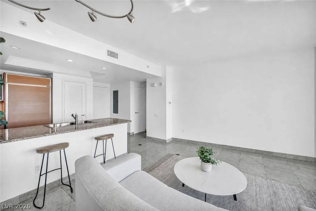 322 Karen, Las Vegas, NV 89109