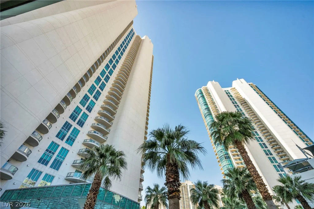 322 Karen, Las Vegas, NV 89109