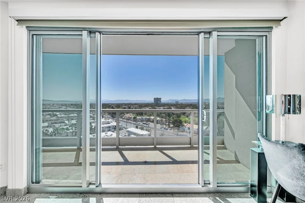 322 Karen, Las Vegas, NV 89109