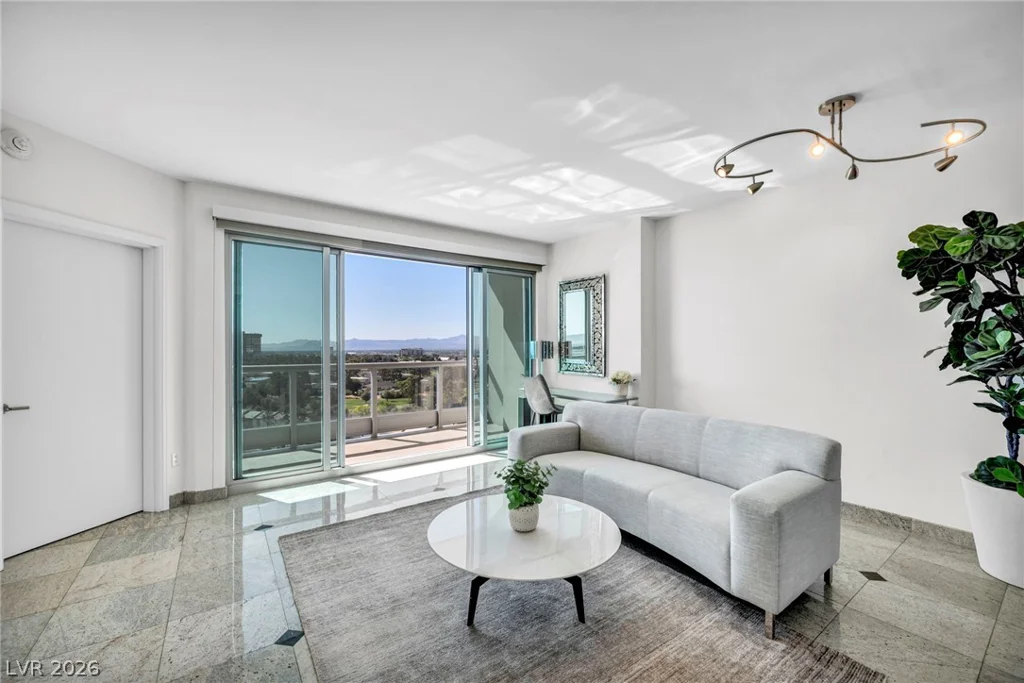 322 Karen, Las Vegas, NV 89109