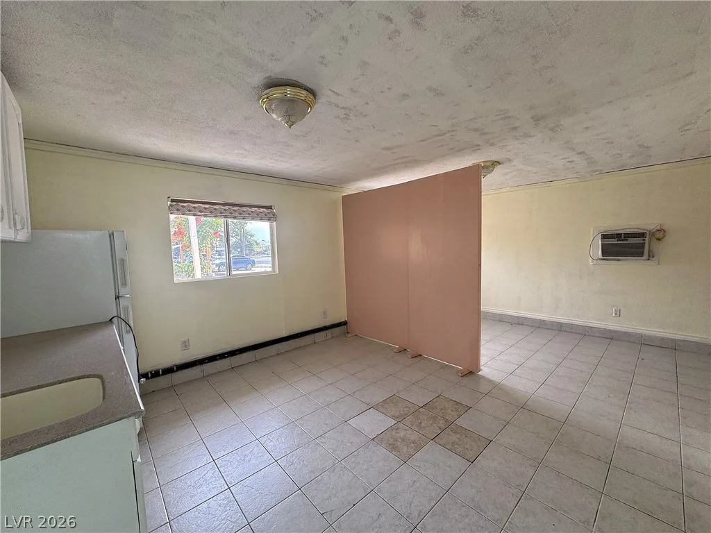 4108 El Cederal, Las Vegas, NV 89102