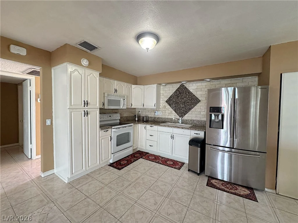 4108 El Cederal, Las Vegas, NV 89102