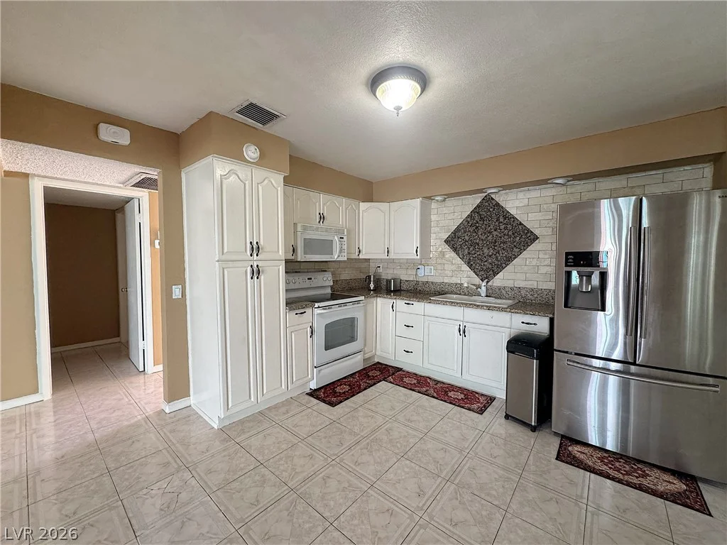 4108 El Cederal, Las Vegas, NV 89102