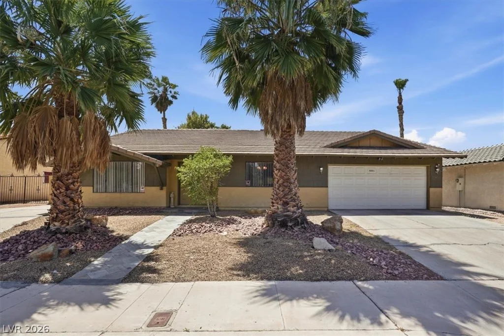 3221 Rochelle, Las Vegas, NV 89121