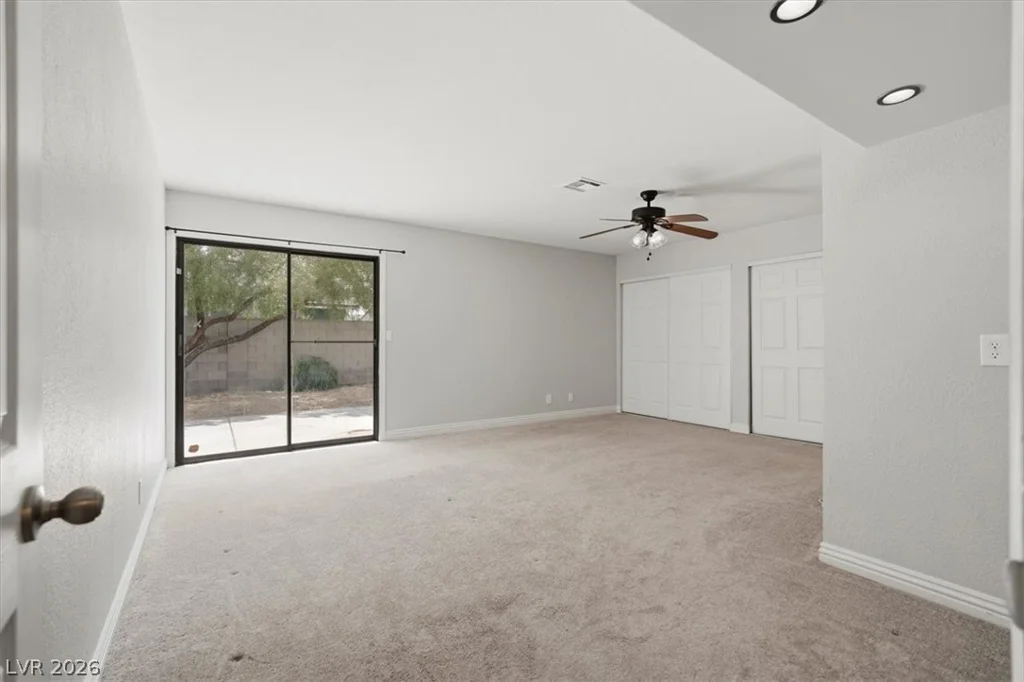 3221 Rochelle, Las Vegas, NV 89121