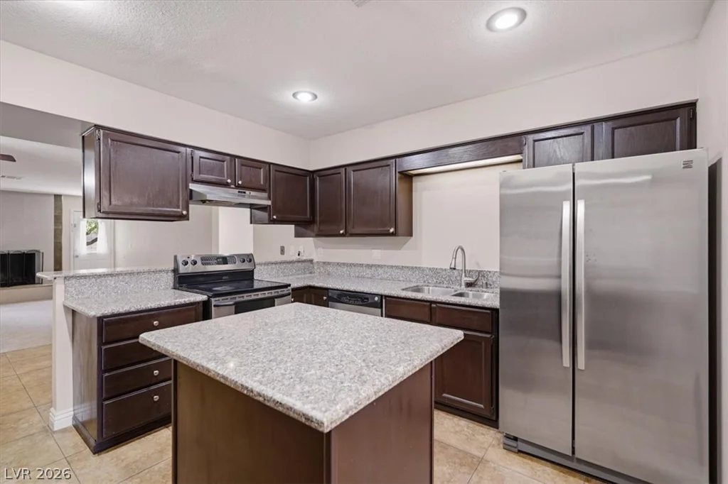 3221 Rochelle, Las Vegas, NV 89121