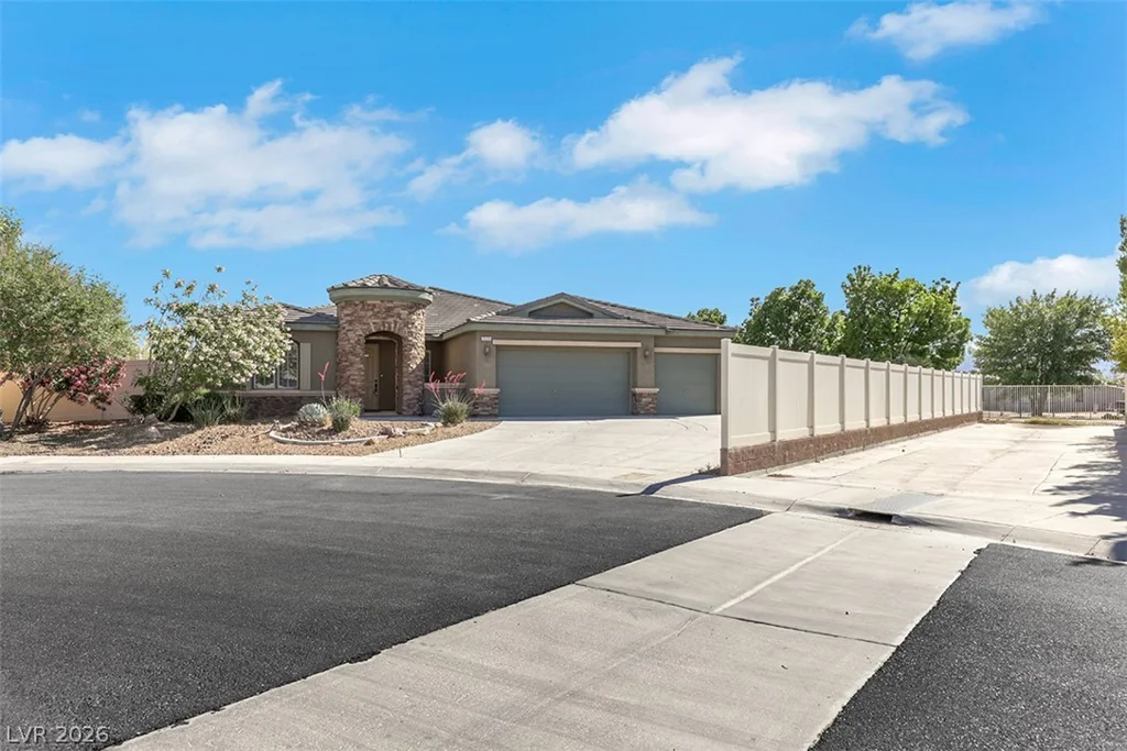 2519 Sparrow, Pahrump, NV 89048