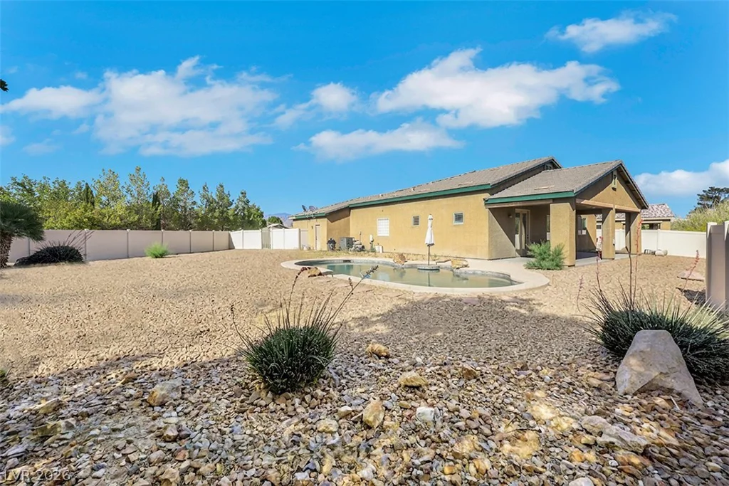 2519 Sparrow, Pahrump, NV 89048