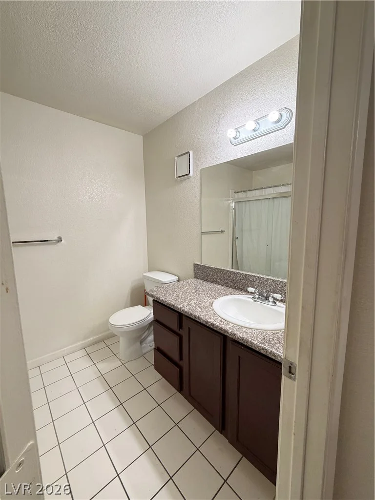 2725 Nellis, Las Vegas, NV 89121