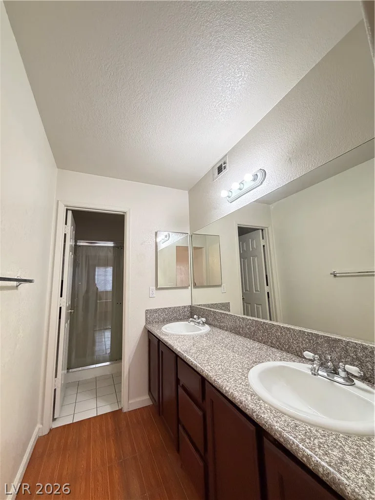 2725 Nellis, Las Vegas, NV 89121