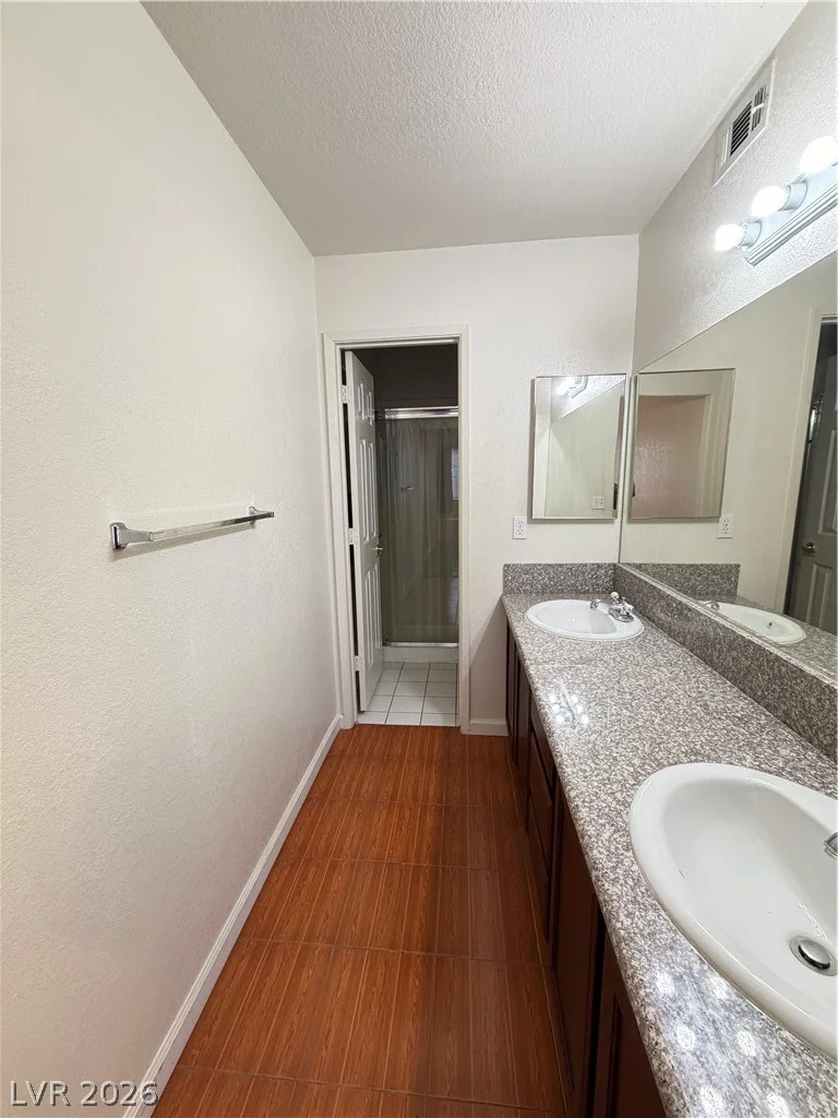 2725 Nellis, Las Vegas, NV 89121