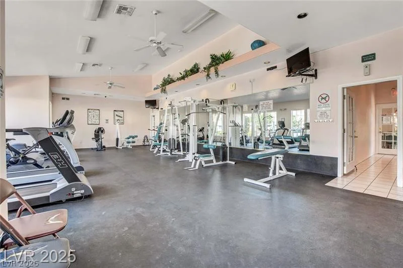 2725 Nellis, Las Vegas, NV 89121
