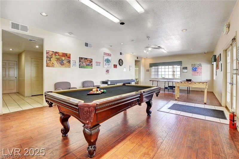 2725 Nellis, Las Vegas, NV 89121