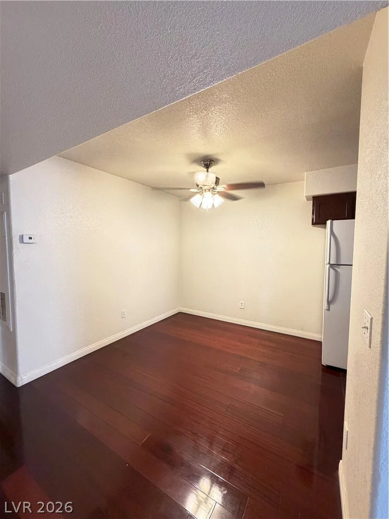 2725 Nellis, Las Vegas, NV 89121