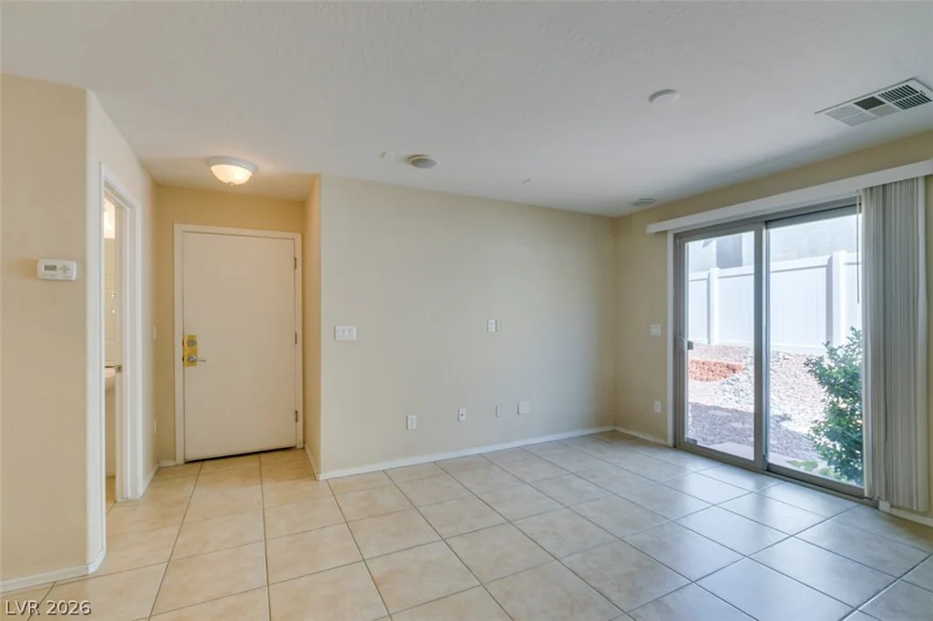 5260 Fire Night, Las Vegas, NV 89122