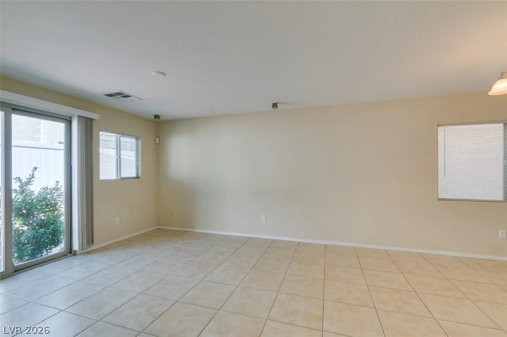 5260 Fire Night, Las Vegas, NV 89122