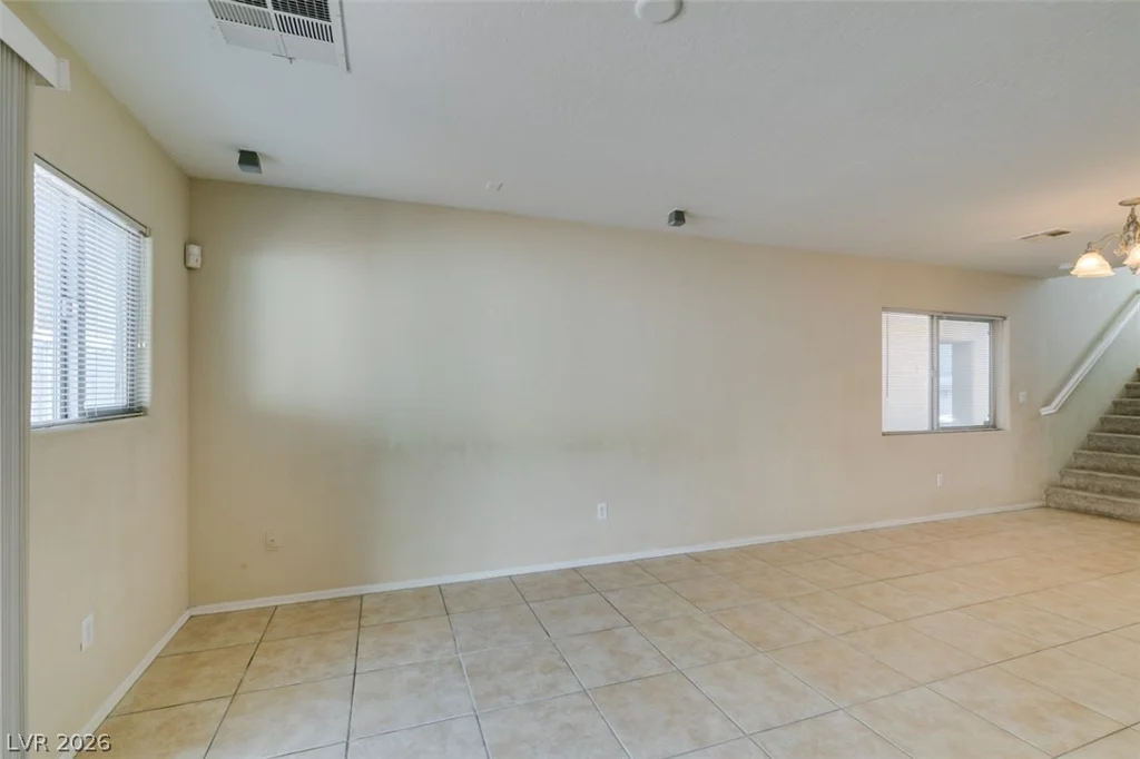 5260 Fire Night, Las Vegas, NV 89122