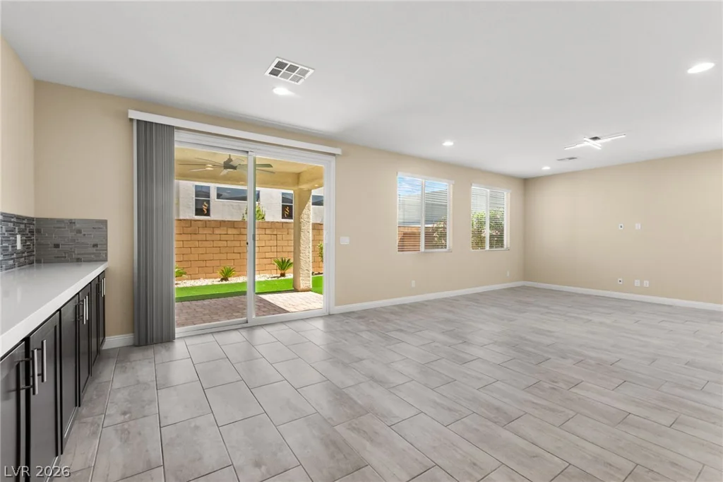 8084 Skye Dragon, Las Vegas, NV 89166