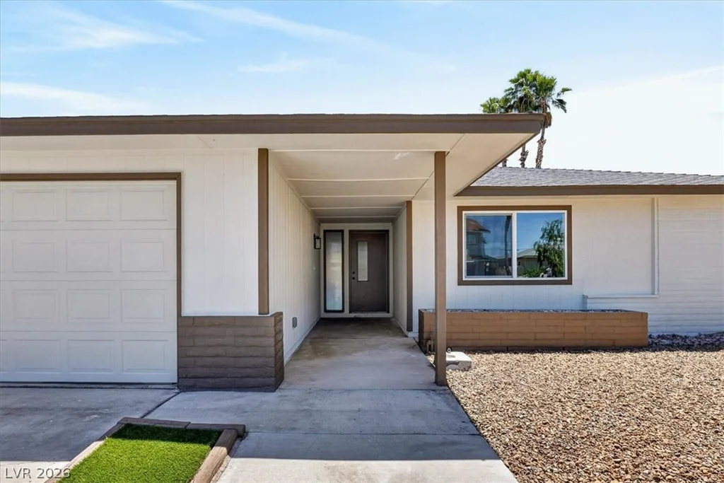 7725 Genzer, Las Vegas, NV 89145