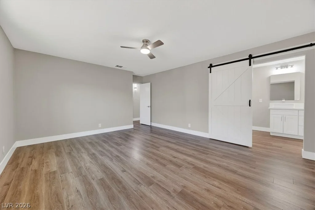 7725 Genzer, Las Vegas, NV 89145