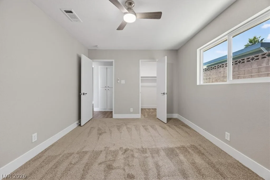 7725 Genzer, Las Vegas, NV 89145