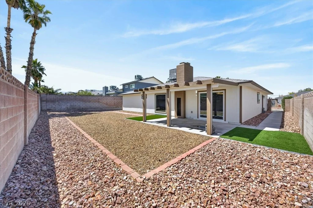 7725 Genzer, Las Vegas, NV 89145