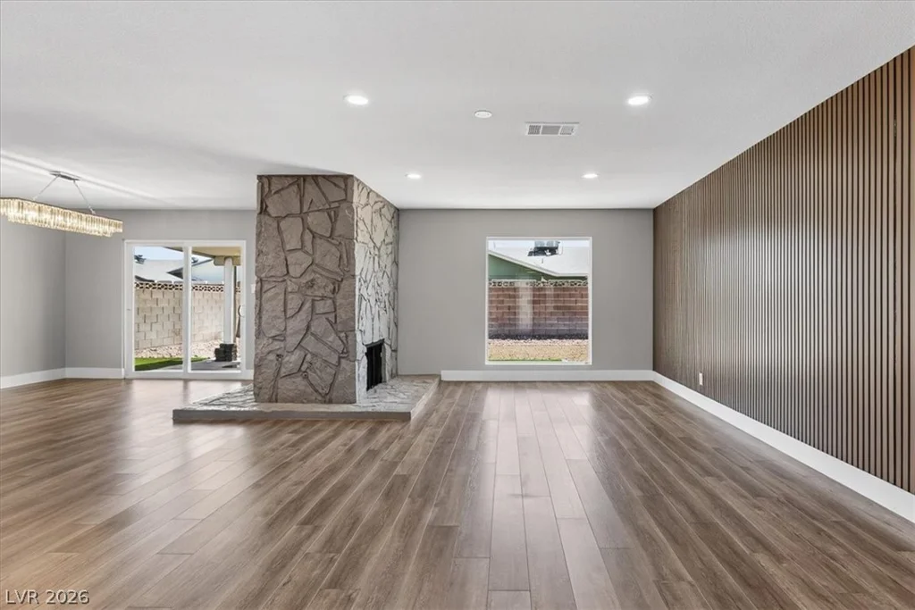 7725 Genzer, Las Vegas, NV 89145