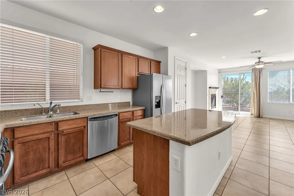 2478 Cordoba Bluff, Las Vegas, NV 89135
