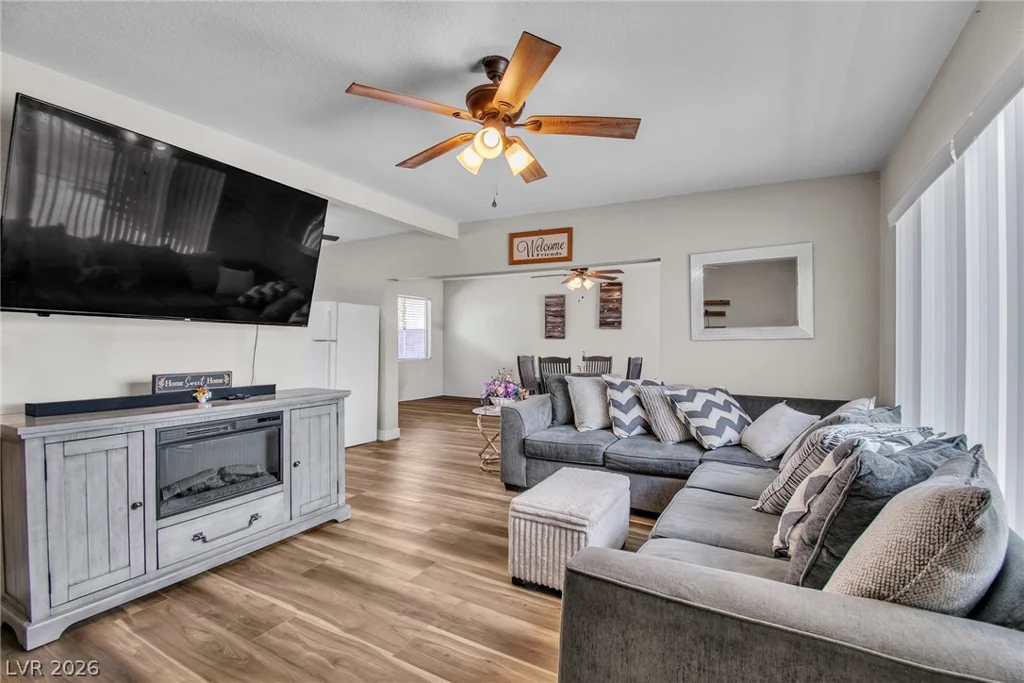 1417 Piper, North Las Vegas, NV 89030