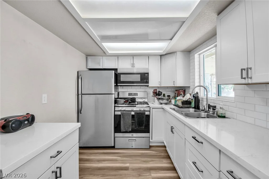 1417 Piper, North Las Vegas, NV 89030